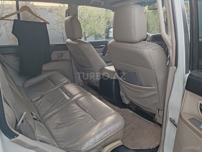 Mitsubishi Pajero 2007, 253,000 km - 3.8 l - Bakı