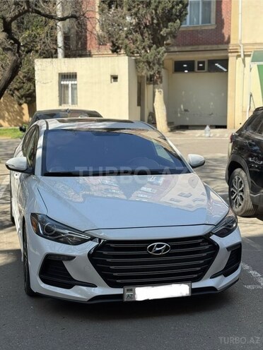 Hyundai Elantra 2018, 160,000 km - 1.6 л - Bakı