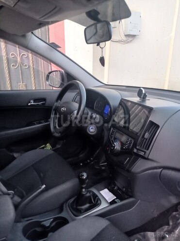 Hyundai i30 2009, 271,551 km - 1.6 l - Ağcabədi