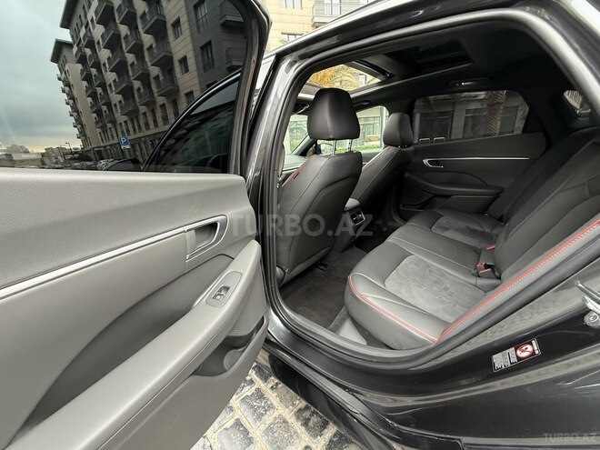 Hyundai Sonata-15