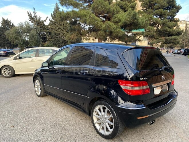 Mercedes B 170 2006, 217,000 km - 1.7 л - Bakı