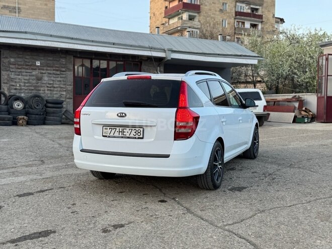 Kia Ceed 2008, 290,000 km - 1.4 л - 