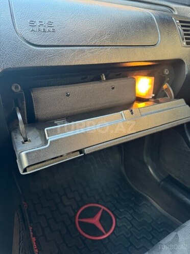 Mercedes C 180 1999, 250,000 km - 1.8 l - Bakı