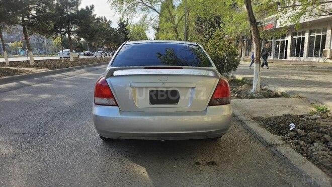 Hyundai Elantra 2001, 245,658 km - 2.0 l - Sumqayıt