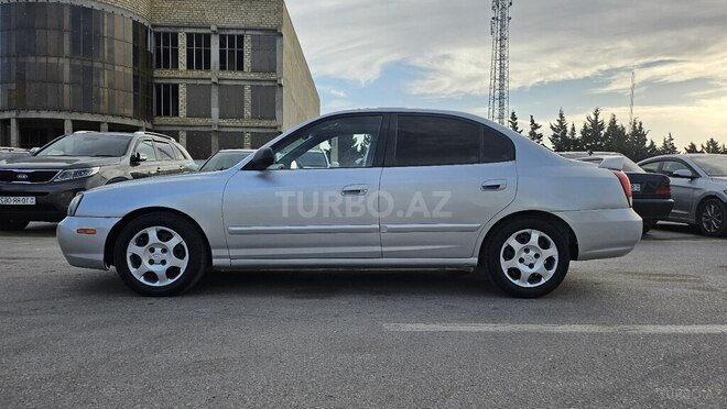 Hyundai Elantra 2001, 245,658 km - 2.0 l - Sumqayıt