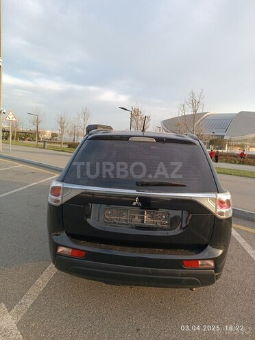 Mitsubishi Outlander 2013, 190,000 km - 2.4 l - Bakı