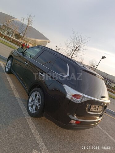 Mitsubishi Outlander 2013, 190,000 km - 2.4 l - Bakı