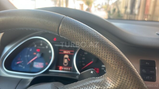 Audi Q7 2006, 204,300 km - 4.2 l - Gəncə