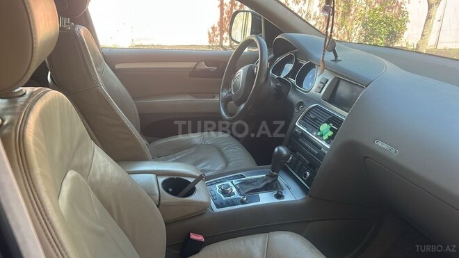 Audi Q7 2006, 204,300 km - 4.2 l - Gəncə