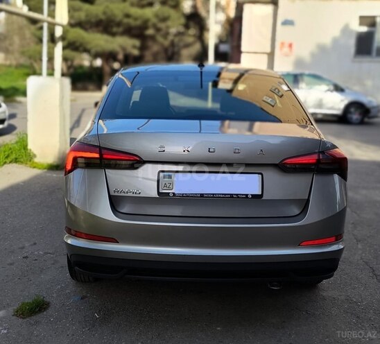 Skoda Rapid 2021, 129,729 km - 1.6 l - Bakı