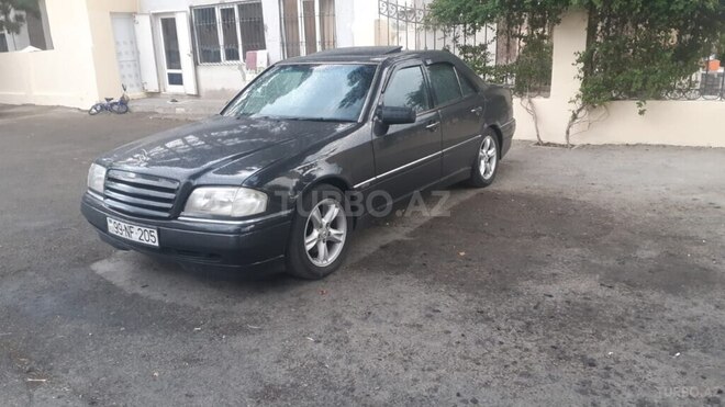 Mercedes C 280 1995, 450,167 km - 2.8 л - Quba