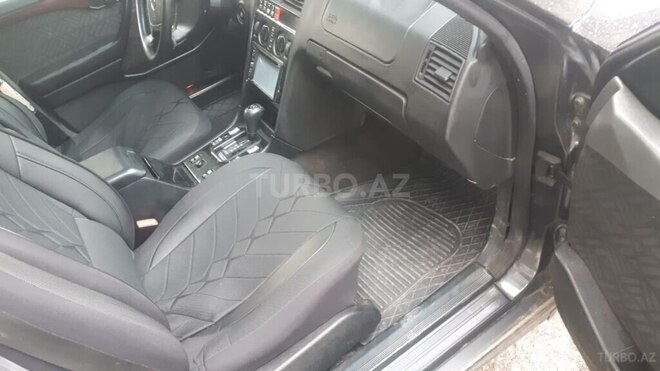 Mercedes C 280 1995, 450,167 km - 2.8 л - Quba