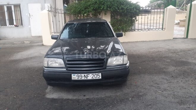 Mercedes C 280 1995, 450,167 km - 2.8 л - Quba