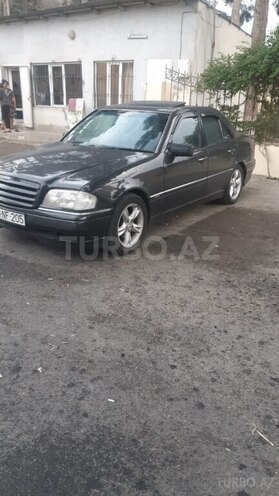Mercedes C 280 1995, 450,167 km - 2.8 л - Quba
