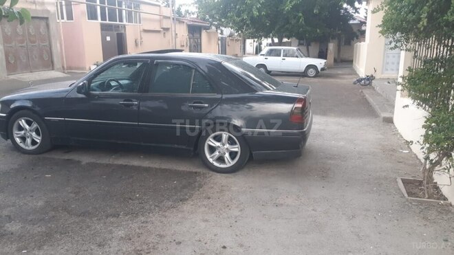 Mercedes C 280 1995, 450,167 km - 2.8 л - Quba