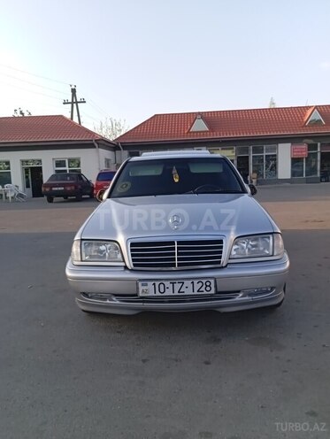 Mercedes C 200 1998, 301,248 km - 2.0 l - Ucar
