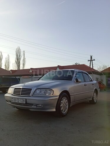 Mercedes C 200 1998, 301,248 km - 2.0 l - Ucar