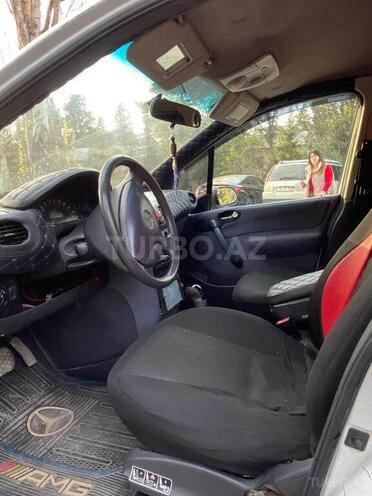 Mercedes A 160 2002, 180,000 km - 1.6 l - Bakı