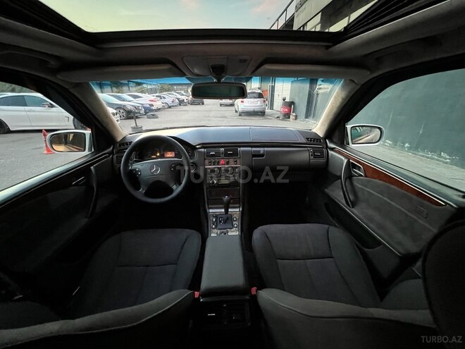 Mercedes E 240 2000, 398,587 km - 2.4 л - Bakı