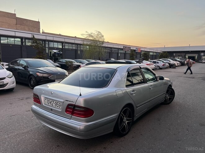 Mercedes E 240 2000, 398,587 km - 2.4 л - Bakı