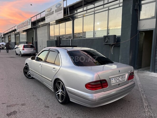 Mercedes E 240 2000, 398,587 km - 2.4 л - Bakı