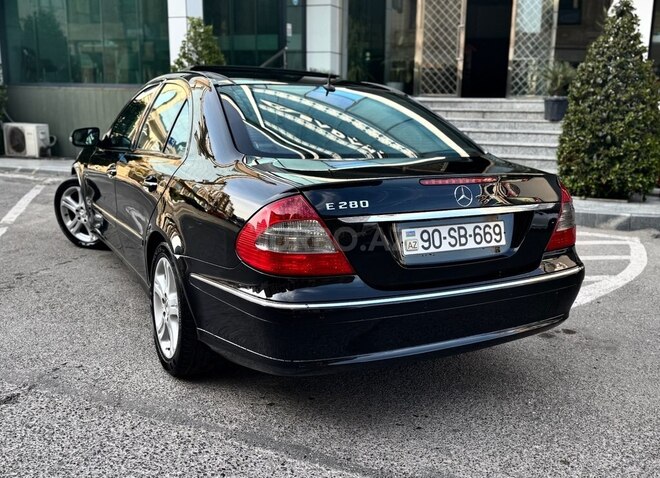 Mercedes E 350 2007, 268,000 km - 3.5 l - Bakı