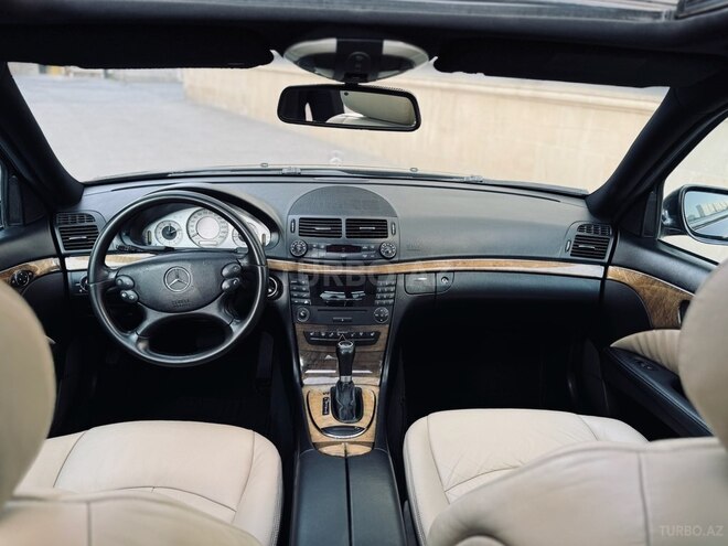 Mercedes E 350 2007, 268,000 km - 3.5 l - Bakı