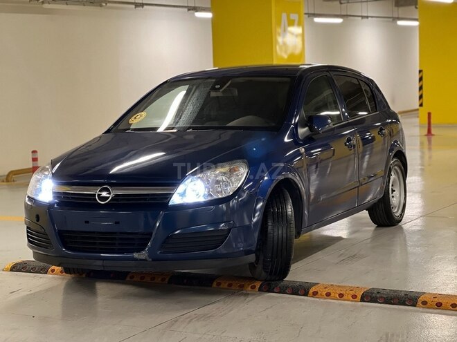 Opel Astra 2004, 270,000 km - 1.4 л - Gəncə