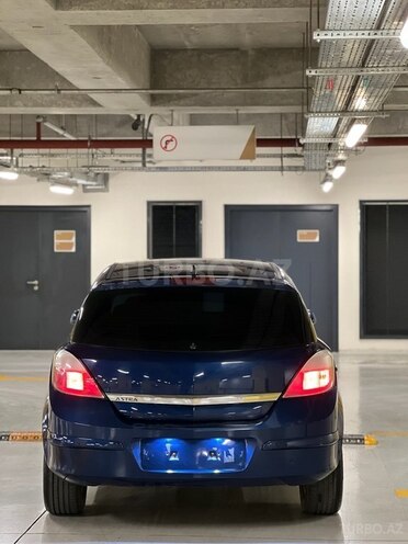 Opel Astra 2004, 270,000 km - 1.4 л - Gəncə
