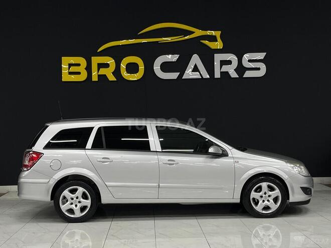 Opel Astra 2008, 259,000 km - 1.7 l - Bakı