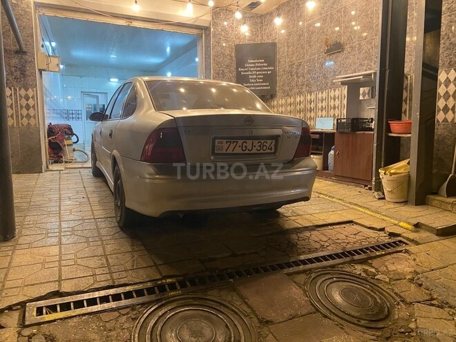 Opel Vectra 2000, 229,000 km - 1.8 l - Bakı