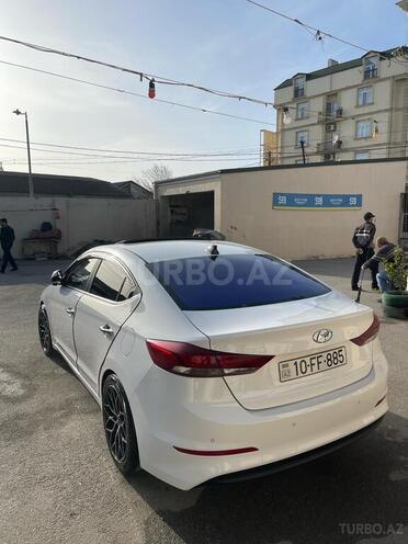 Hyundai Avante 2016, 218,000 km - 1.6 л - Bakı