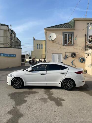 Hyundai Avante 2016, 218,000 km - 1.6 л - Bakı