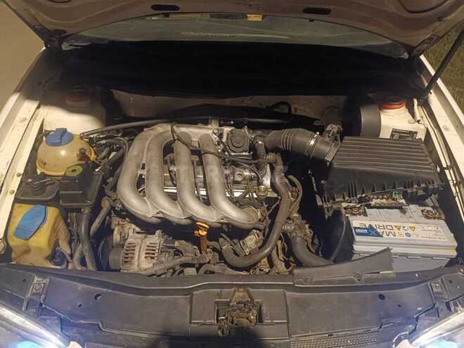 Volkswagen Golf 1998, 229,000 km - 1.8 l - Mingəçevir