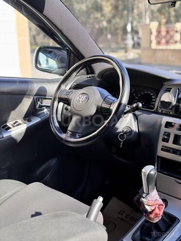 Toyota Corolla 2006, 304,000 km - 1.4 l - Bakı