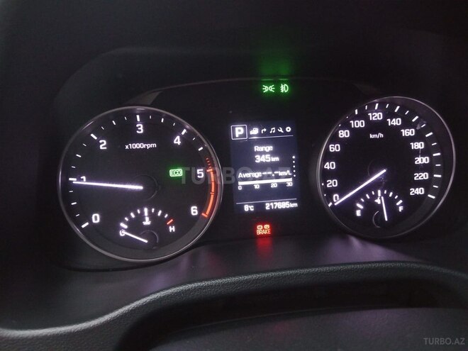Hyundai Avante 2015, 222,000 km - 1.6 л - Bakı