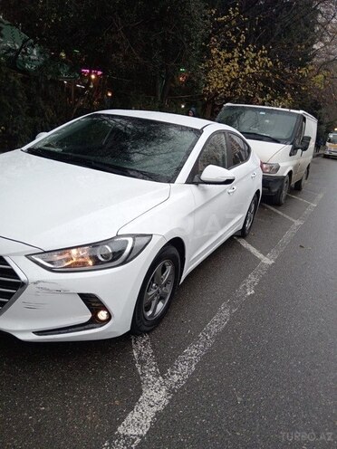 Hyundai Avante 2015, 222,000 km - 1.6 л - Bakı