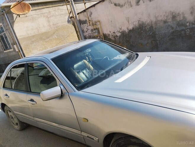 Mercedes E 230 1995, 370,000 km - 2.3 l - Bakı
