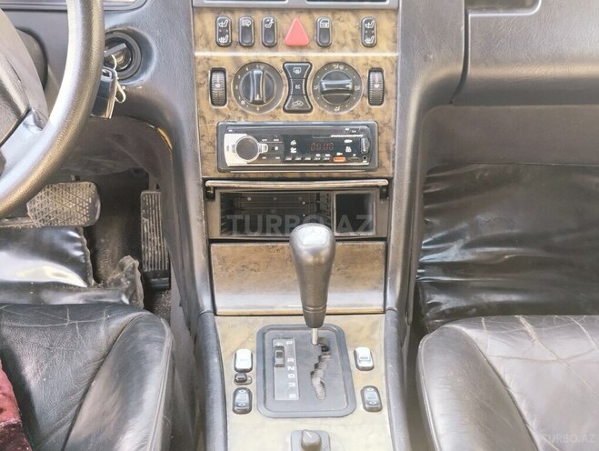 Mercedes E 230 1995, 370,000 km - 2.3 l - Bakı