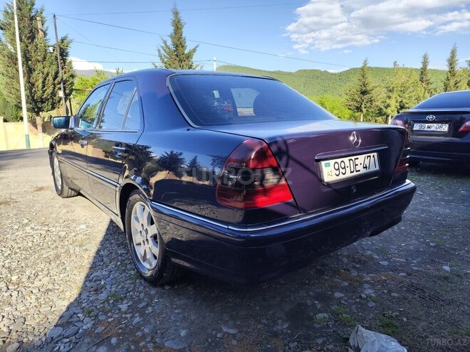 Mercedes C 220 d 1998, 378,000 km - 2.2 л - Balakən