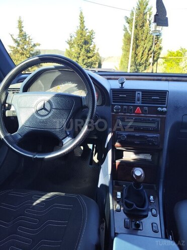 Mercedes C 220 d 1998, 378,000 km - 2.2 л - Balakən