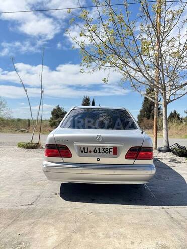 Mercedes E 240 2000, 277,000 km - 2.4 l - Şəmkir