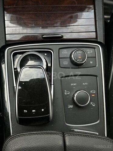 Mercedes GL 500 4MATIC 2013, 235,000 km - 4.7 l - Bakı