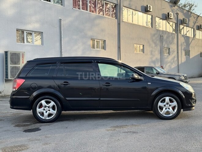 Opel Astra 2007, 352,000 km - 1.4 л - Göyçay