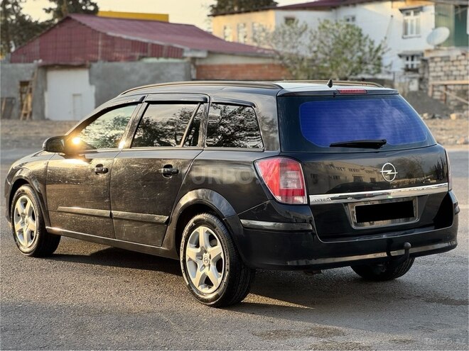 Opel Astra 2007, 352,000 km - 1.4 л - Göyçay