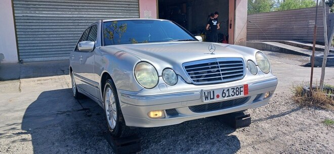 Mercedes E 240 2000, 277,000 km - 2.4 l - Şəmkir