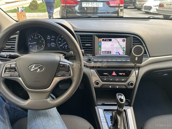 Hyundai Elantra 2018, 127,138 km - 2.0 l - Bakı