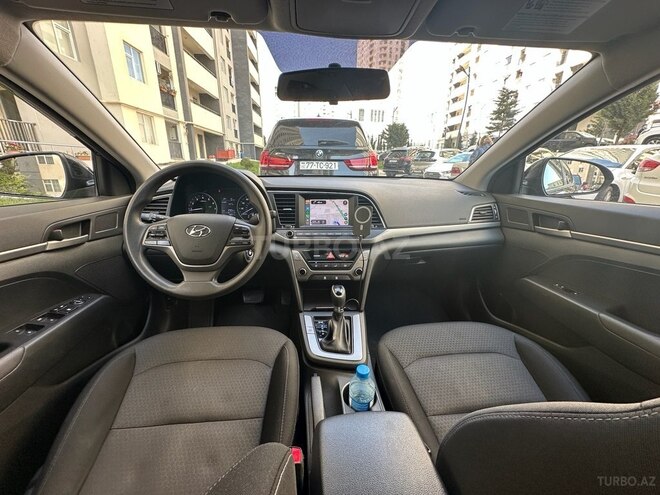 Hyundai Elantra 2018, 127,138 km - 2.0 l - Bakı