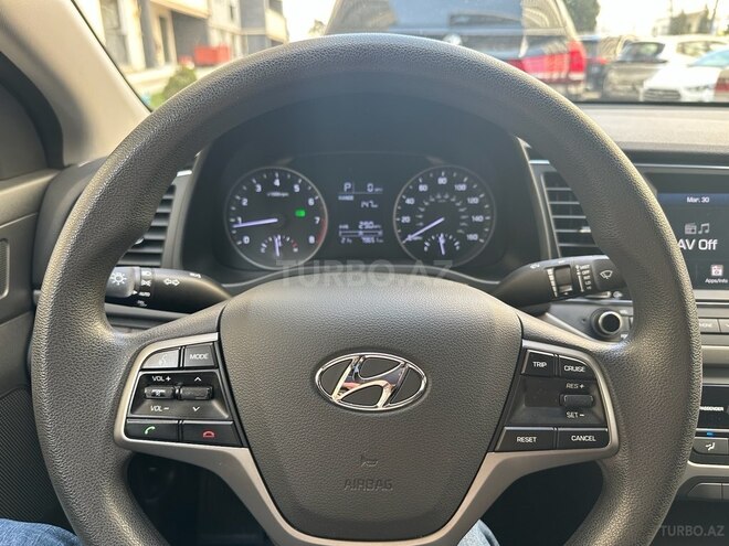 Hyundai Elantra 2018, 127,138 km - 2.0 l - Bakı