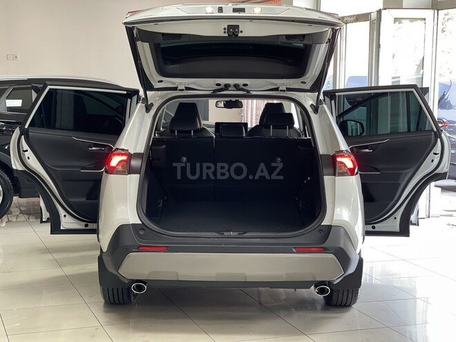 Toyota RAV4-5